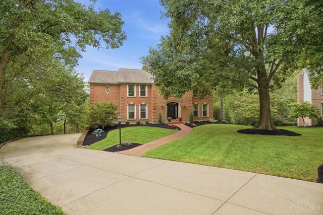 5800 Windsong Court, Madeira, OH 45243