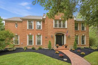5800 Windsong Court, Madeira, OH 45243