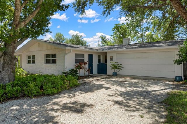 417 BAYCREST DRIVE, Venice, FL 34285