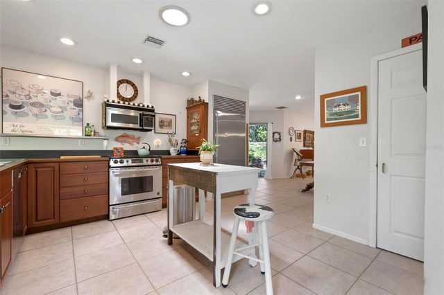 417 BAYCREST DRIVE, Venice, FL 34285
