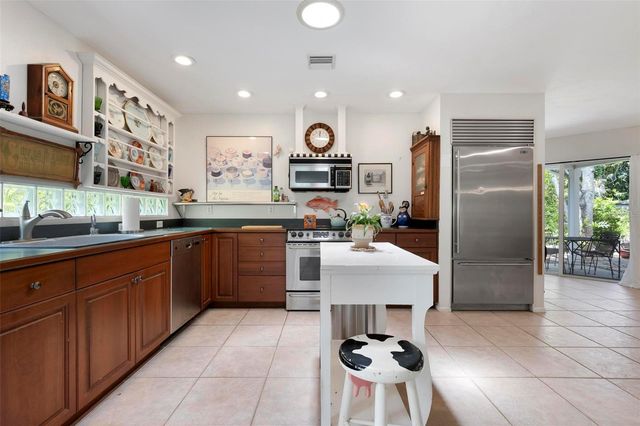 417 BAYCREST DRIVE, Venice, FL 34285