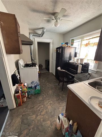 12409 Union Avenue, Cleveland, OH 44105