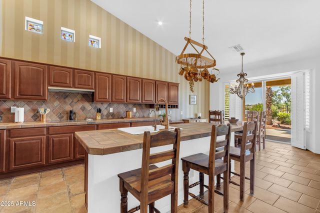 24126 S Sunbrook Drive, Sun Lakes, AZ 85248