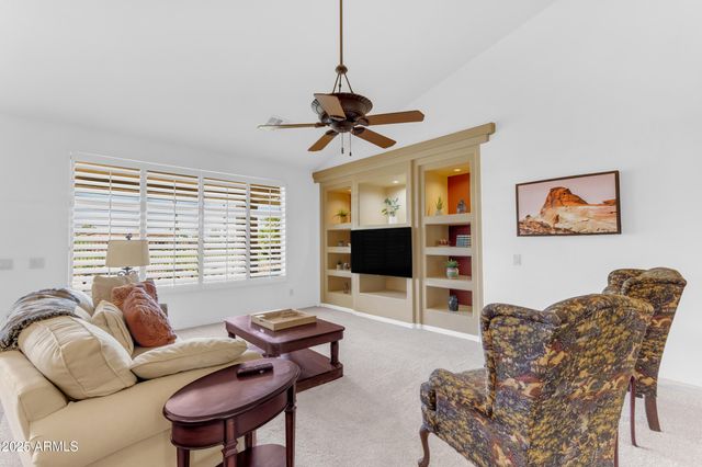 24126 S Sunbrook Drive, Sun Lakes, AZ 85248