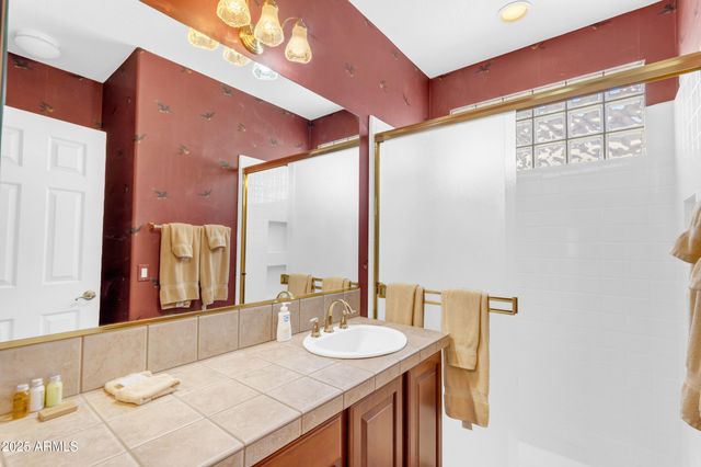 24126 S Sunbrook Drive, Sun Lakes, AZ 85248