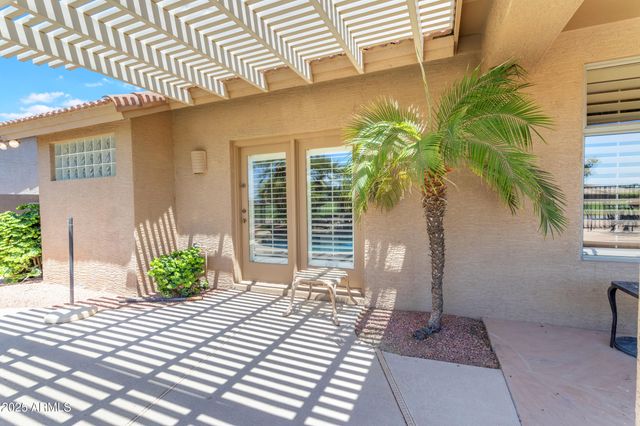 24126 S Sunbrook Drive, Sun Lakes, AZ 85248