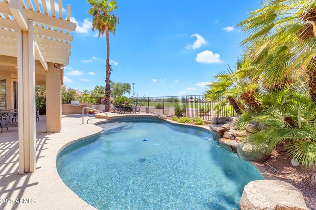 24126 S Sunbrook Drive, Sun Lakes, AZ 85248