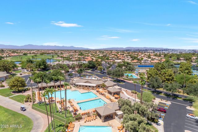 24126 S Sunbrook Drive, Sun Lakes, AZ 85248