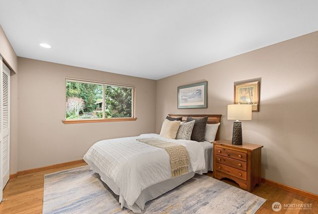 16 Cascade Key, Bellevue, WA 98006
