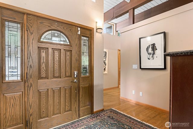 16 Cascade Key, Bellevue, WA 98006