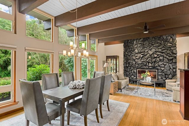 16 Cascade Key, Bellevue, WA 98006