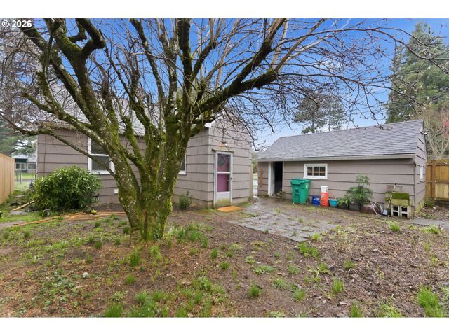 10405 Ne PACIFIC St, Portland, OR 97220