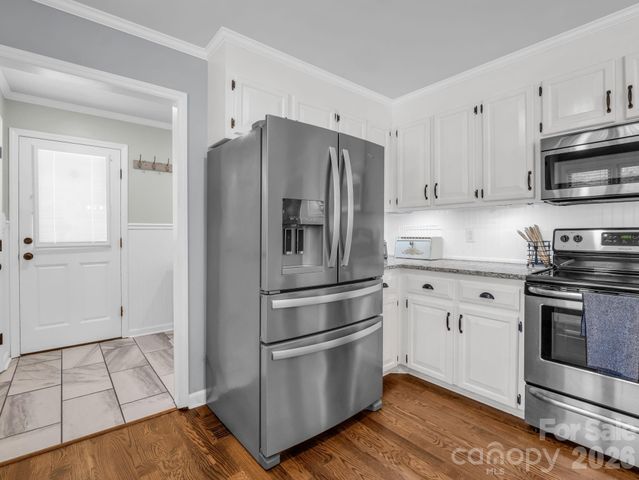 102 Knoll Court, Belmont, NC 28012