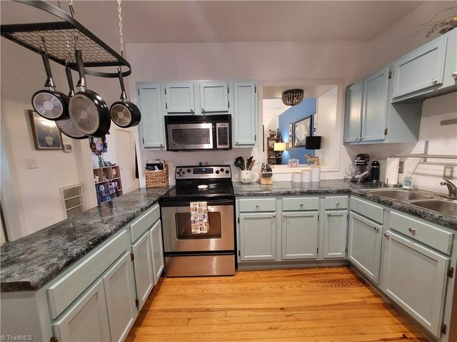 319 Hay Street, Mount Airy, NC 27030