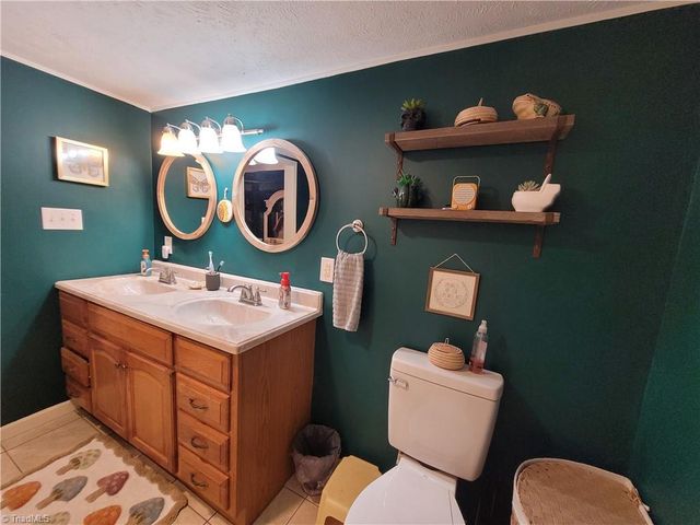 319 Hay Street, Mount Airy, NC 27030