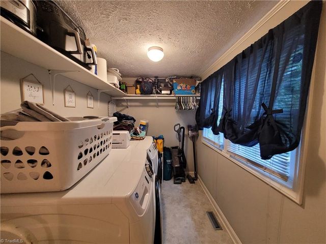 319 Hay Street, Mount Airy, NC 27030
