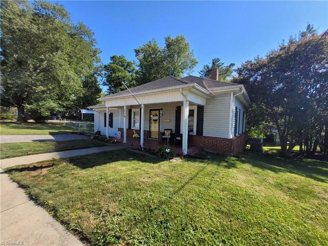 319 Hay Street, Mount Airy, NC 27030