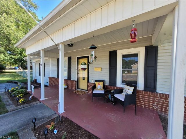 319 Hay Street, Mount Airy, NC 27030