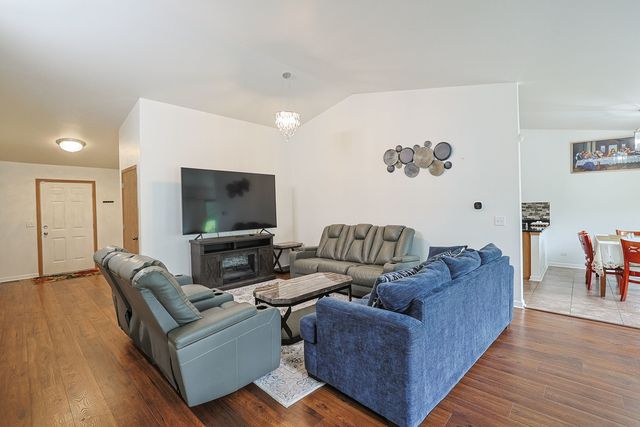 39764 Waterloo Drive, Beach Park, IL 60083