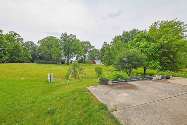 39764 Waterloo Drive, Beach Park, IL 60083