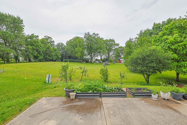 39764 Waterloo Drive, Beach Park, IL 60083