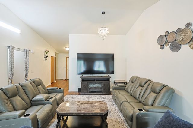39764 Waterloo Drive, Beach Park, IL 60083