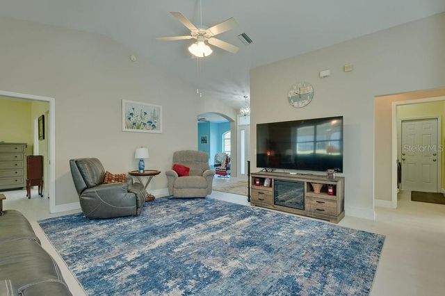 10121 SW 190TH COURT, Dunnellon, FL 34432