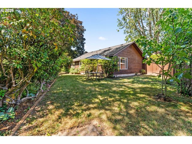 1940 TARPON St, Eugene, OR 97401