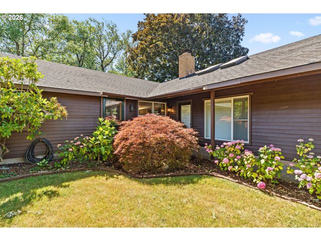 1940 TARPON St, Eugene, OR 97401