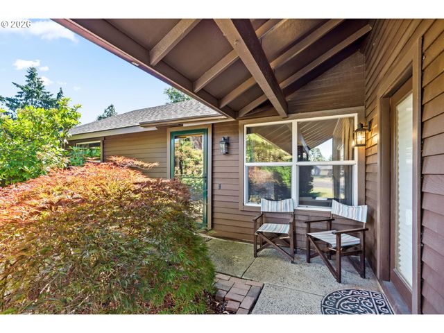 1940 TARPON St, Eugene, OR 97401