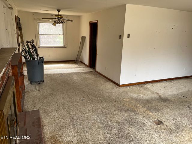 2440 Brooks Ave, Knoxville, TN 37914
