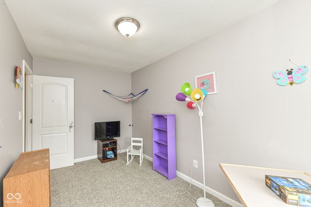 3983 Pineview Lane, Greenwood, IN 46142