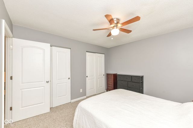 3983 Pineview Lane, Greenwood, IN 46142