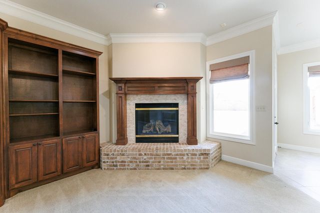 7707 La Salle Avenue, Lubbock, TX 79424