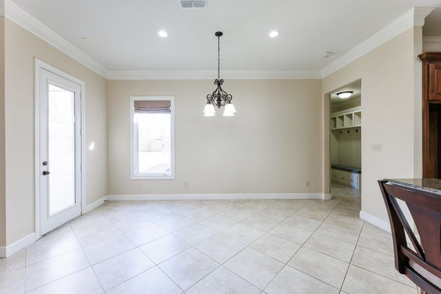 7707 La Salle Avenue, Lubbock, TX 79424