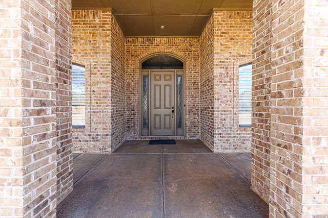 7707 La Salle Avenue, Lubbock, TX 79424