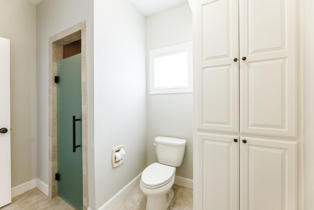 7707 La Salle Avenue, Lubbock, TX 79424