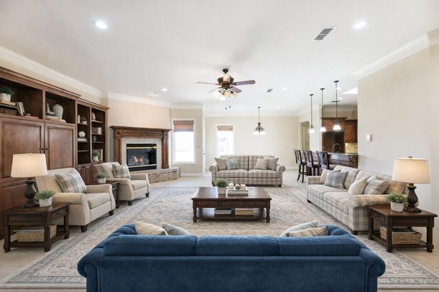 7707 La Salle Avenue, Lubbock, TX 79424