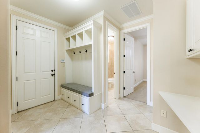 7707 La Salle Avenue, Lubbock, TX 79424