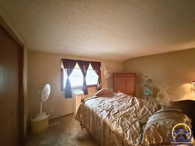 440 W 16th ST, Horton, KS 66439