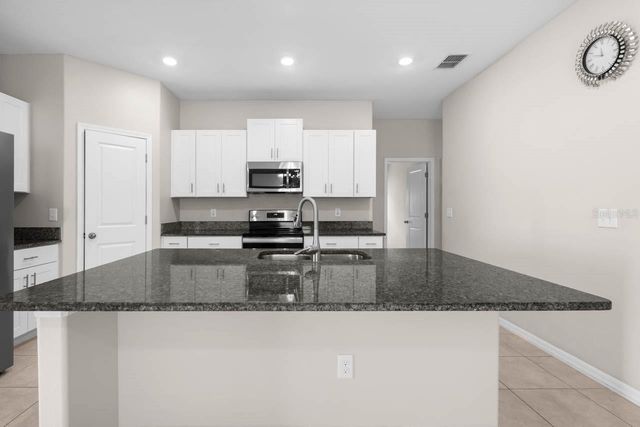 6823 KING CREEK DRIVE, Sun City Center, FL 33573