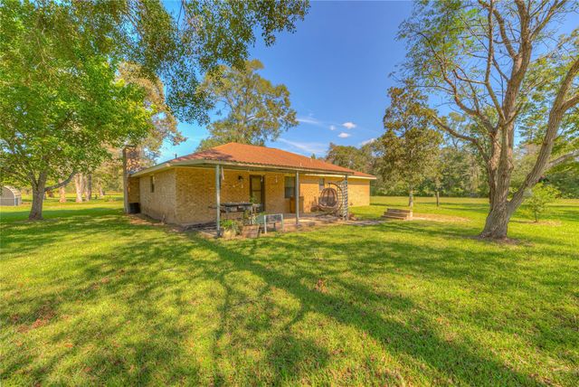 438 Bird Road, Livingston, TX 77351