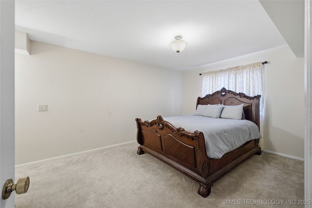 6842 S Toledo Avenue 342, Tulsa, OK 74136