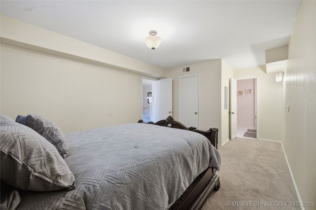 6842 S Toledo Avenue 342, Tulsa, OK 74136