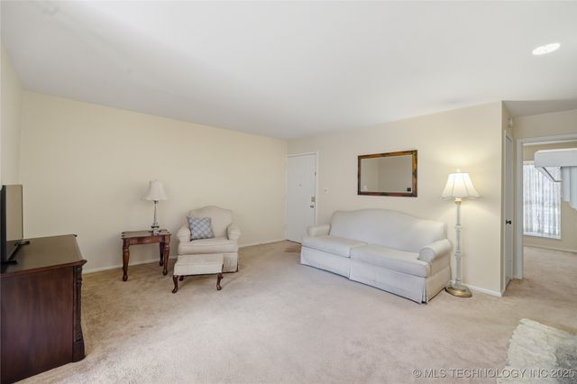 6842 S Toledo Avenue 342, Tulsa, OK 74136