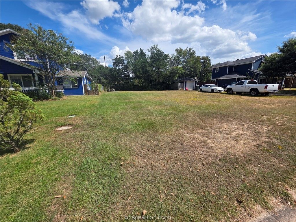 2410 Woodbend Drive, Bryan, TX 77803 — exterior