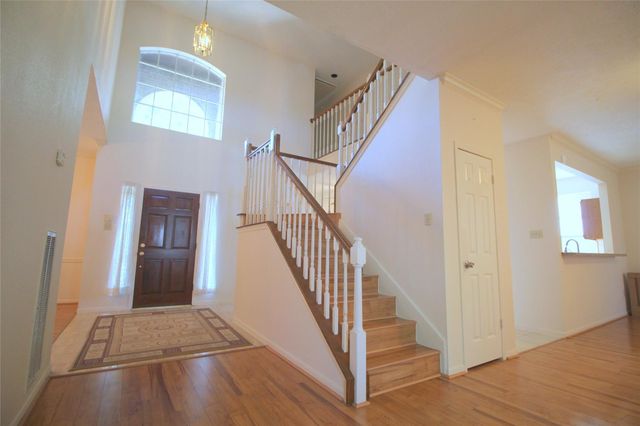 16326 Brush Meadows Court, Sugar Land, TX 77498