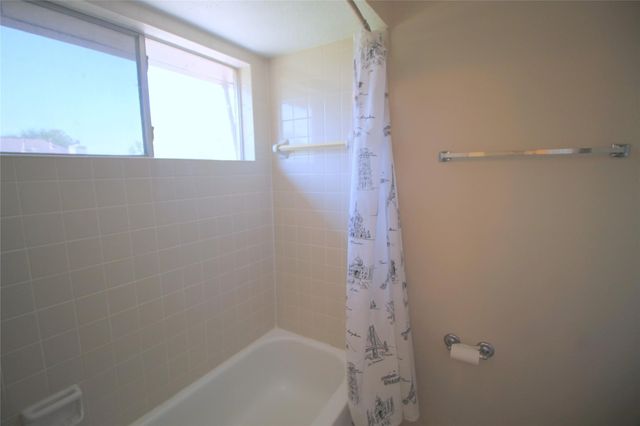 16326 Brush Meadows Court, Sugar Land, TX 77498