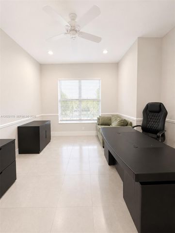7119 NW 113th Ave, Parkland, FL 33076