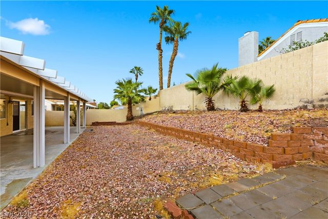 126 Grandview Drive, Henderson, NV 89002